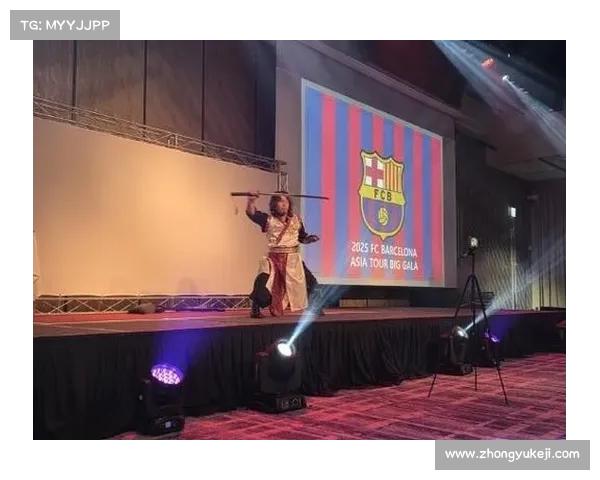 巴萨全队赴韩国宴会欣赏韩国画家融合表演感受艺术与足球的碰撞 巴萨全队赴韩国宴会欣赏韩国画家融合表演感受艺术与足球的碰撞